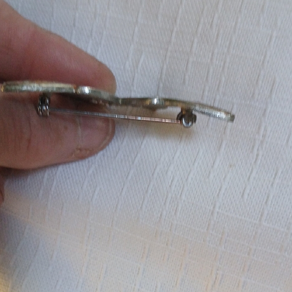 Colorful Butterfly Brooch - Picture 3 of 5